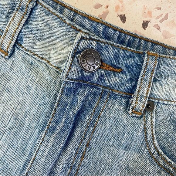 BDG High Rise Dree Cheeky Jean Shorts - Picture 3 of 15